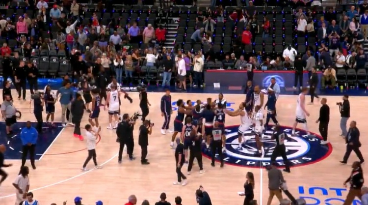 竞技宝官网-冷静！马瑟林和里德赛后因比赛用球归属发生争执 险酿大规模冲突